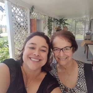 Meet your Posher, Leslie